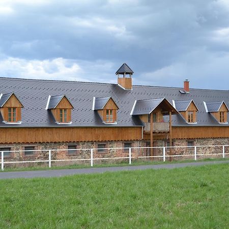 Penzion Dvur Krasikov Kokasice Bagian luar foto