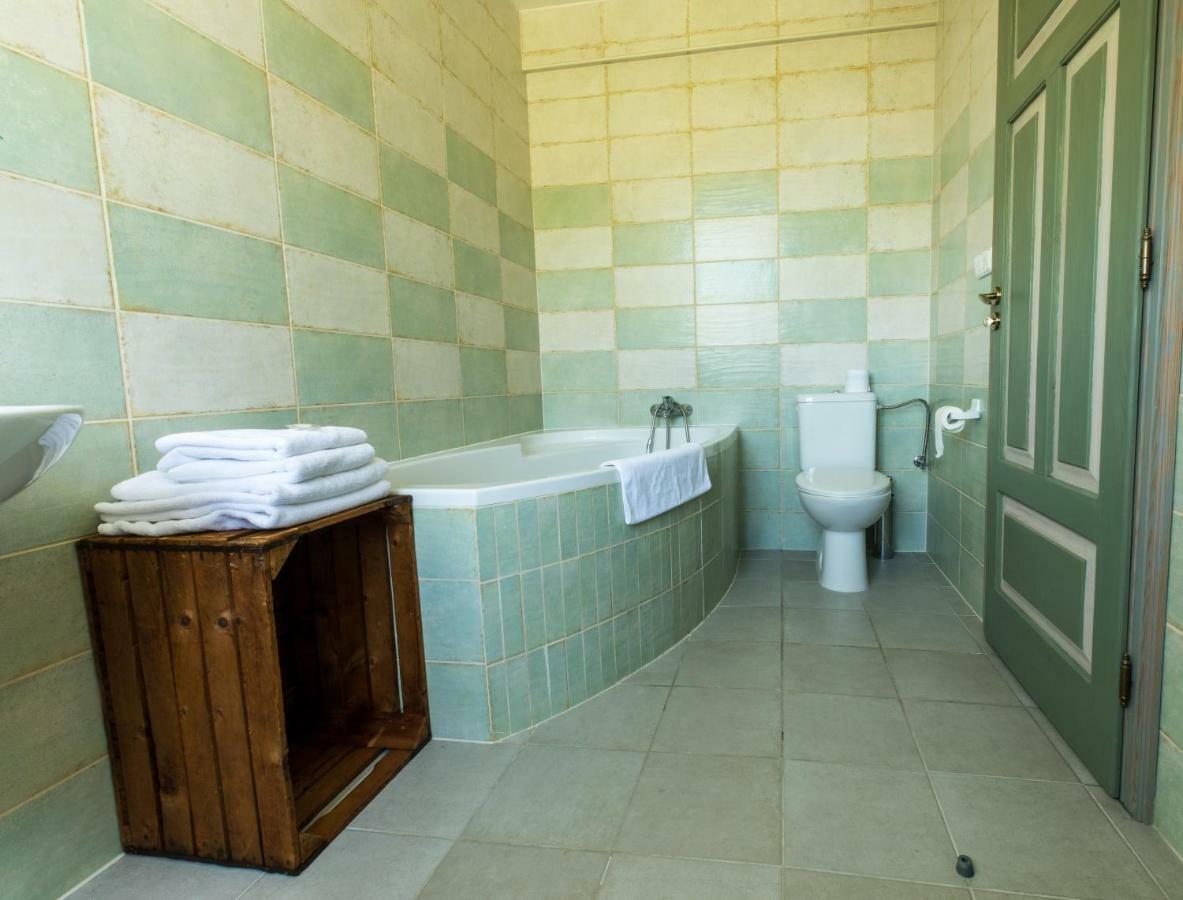 Penzion Dvur Krasikov Kokasice Bagian luar foto